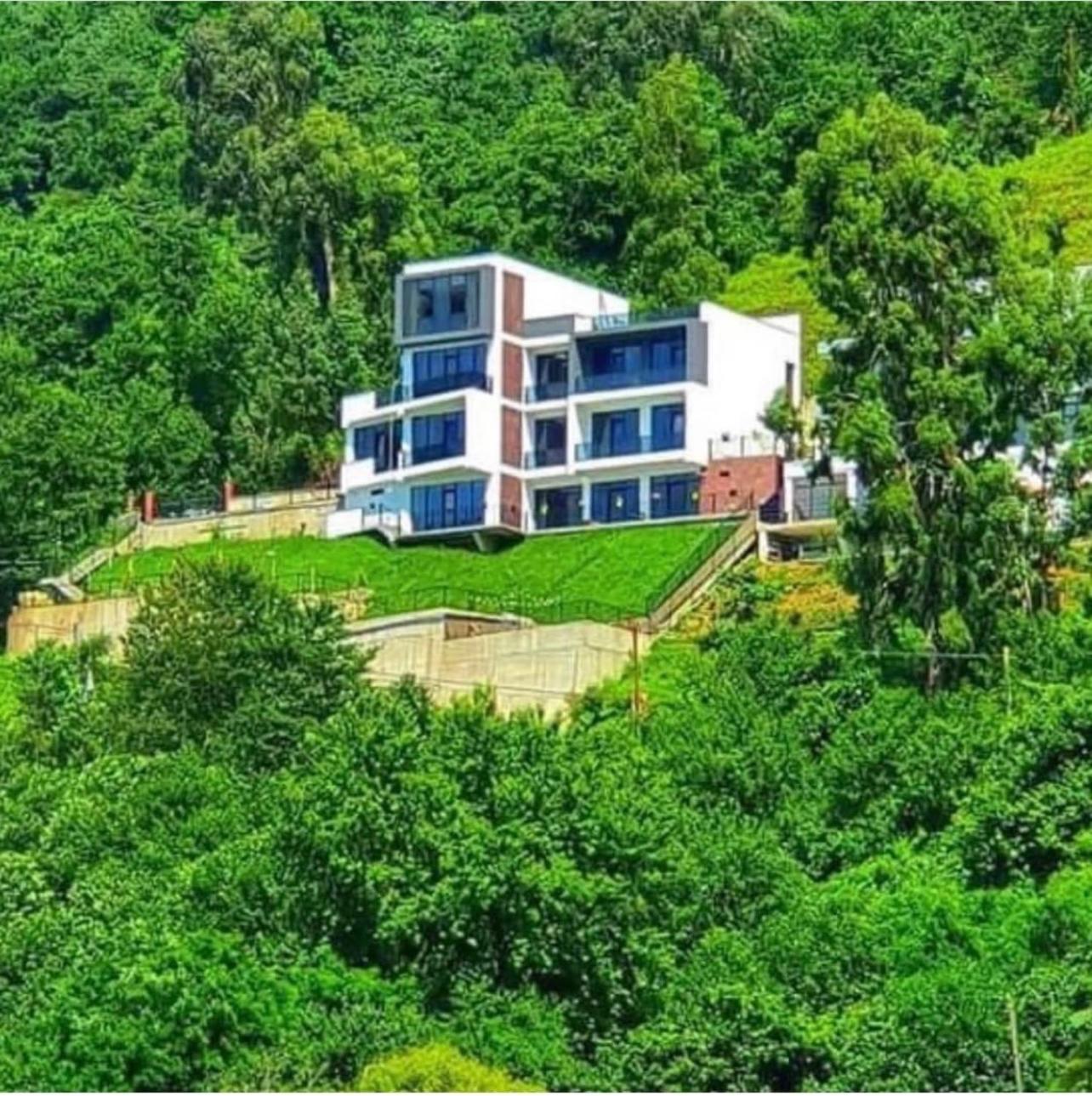 Villa Deluxe Квариати Экстерьер фото