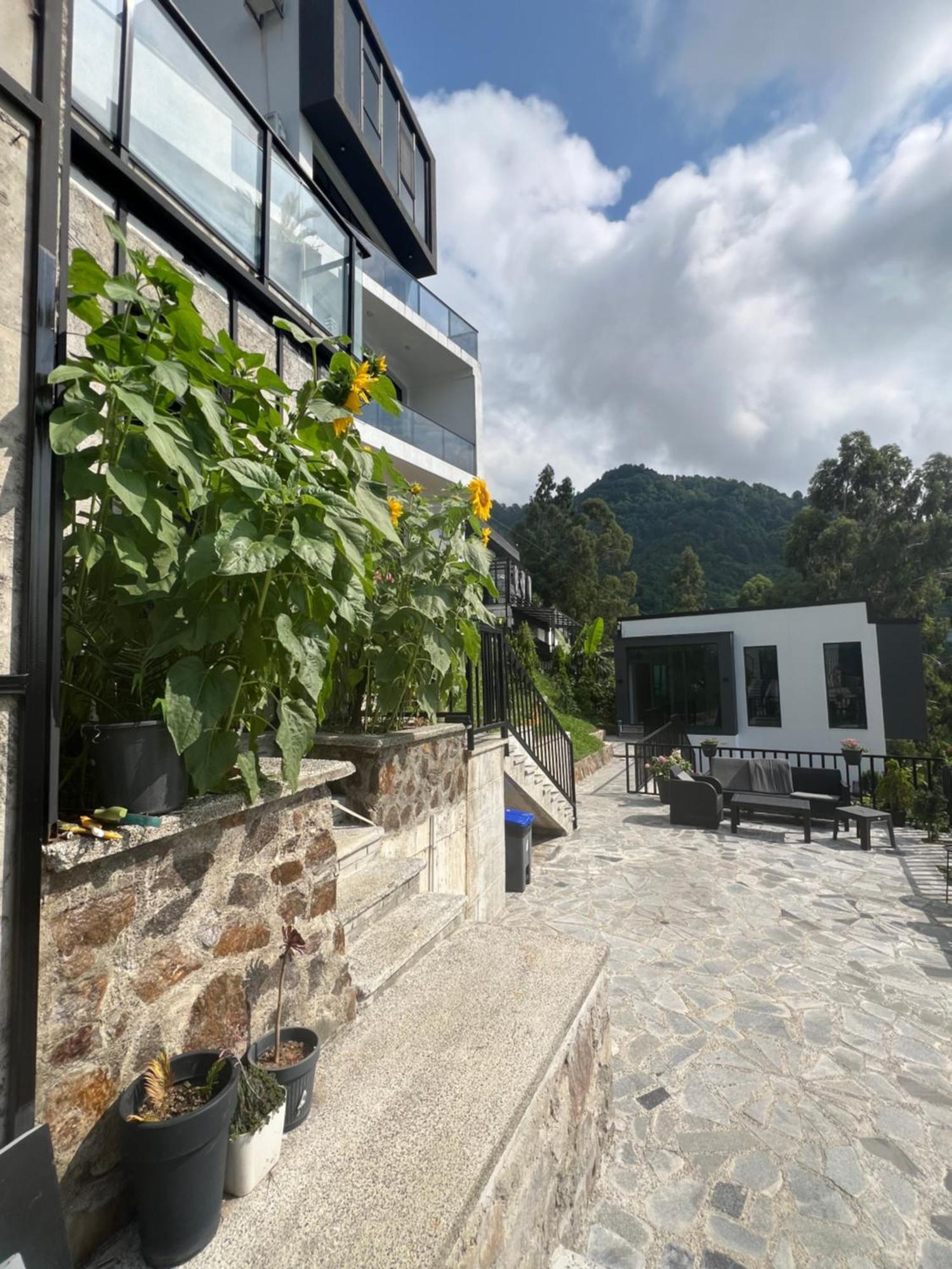 Villa Deluxe Квариати Экстерьер фото